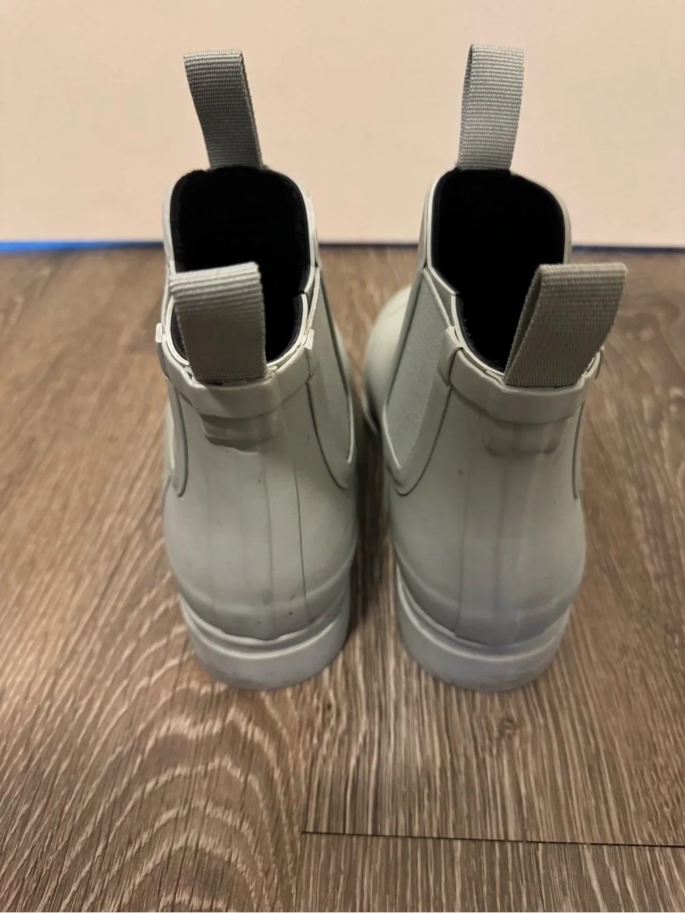 Everlane The Rain Boot in Sage